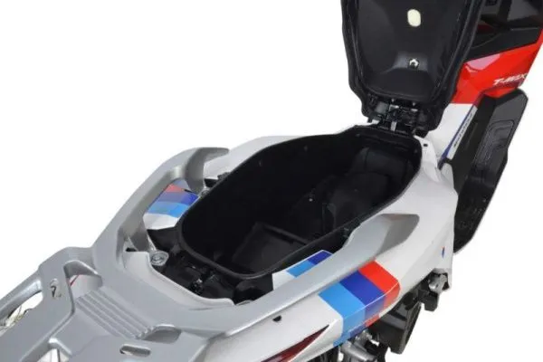 Скутер MotoLand (Мотолэнд) X - MAX 150 с ПТС | Мототека