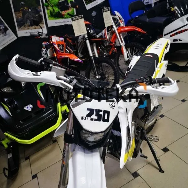 Мотоцикл кроссовый / эндуро Zuumav (Зуумав) FX X7 FXR белый/жёлтый | Мототека